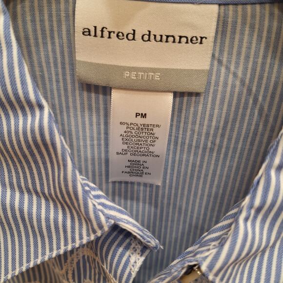 NWT Alfred Dunner Petite Medium Blue Stripe Floral Embroidered Button Blouse - Picture 3 of 3